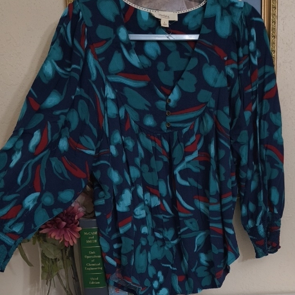 Teal and Red Floral Women's Blouse - Picture 7 of 14